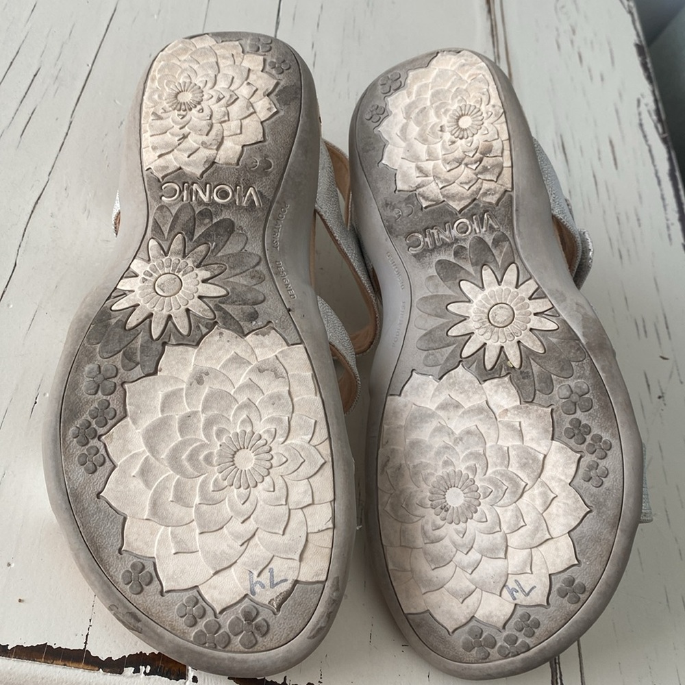 Vionic Metallic Rest Amber Backstrap Sandals 8w - image 8